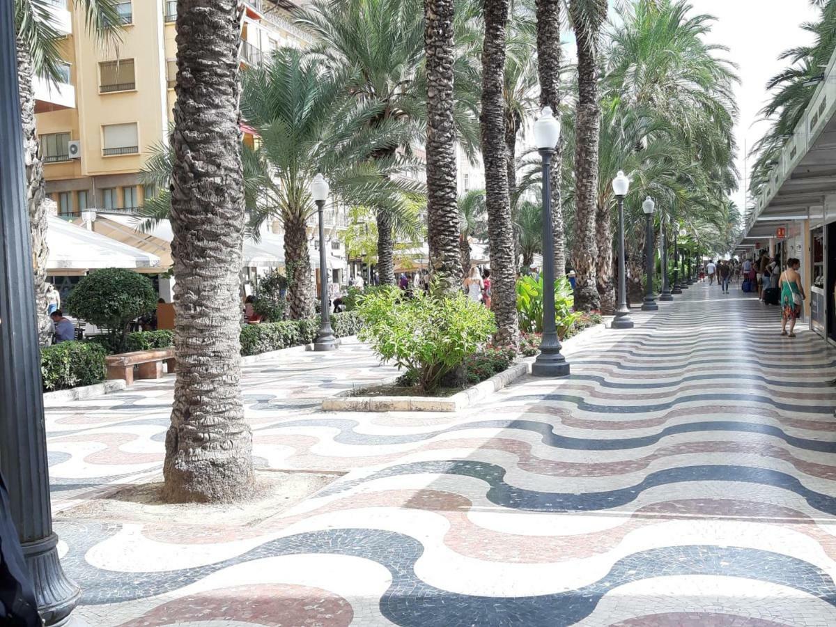 Apartamento Grande-Centro Barrio Playa Alicante Eksteriør billede